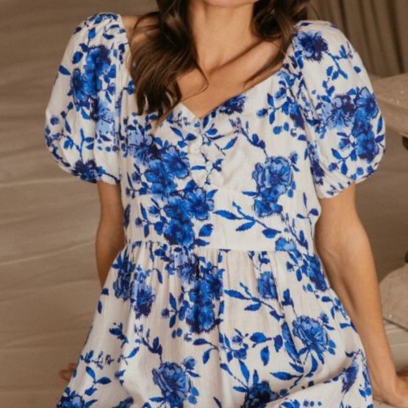 Skies Are Blue Dresses & Skirts - NWT Skies are Blue Floral maxi puff sleeve maxi dress size 3X